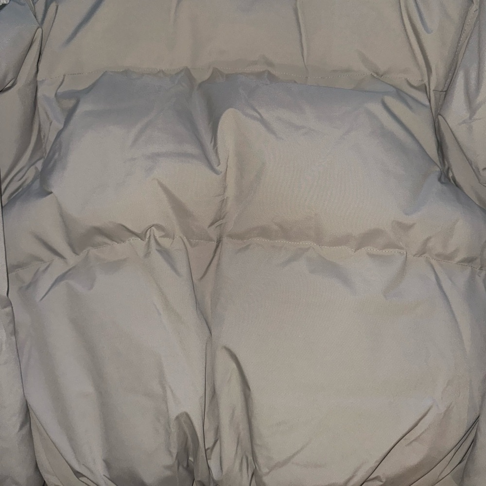 Essential puffer - Picture 7 of 10